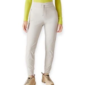 Athleta Headlands hybrid Mid Rise Jogger Gray Hiking Gorpcore Athletic